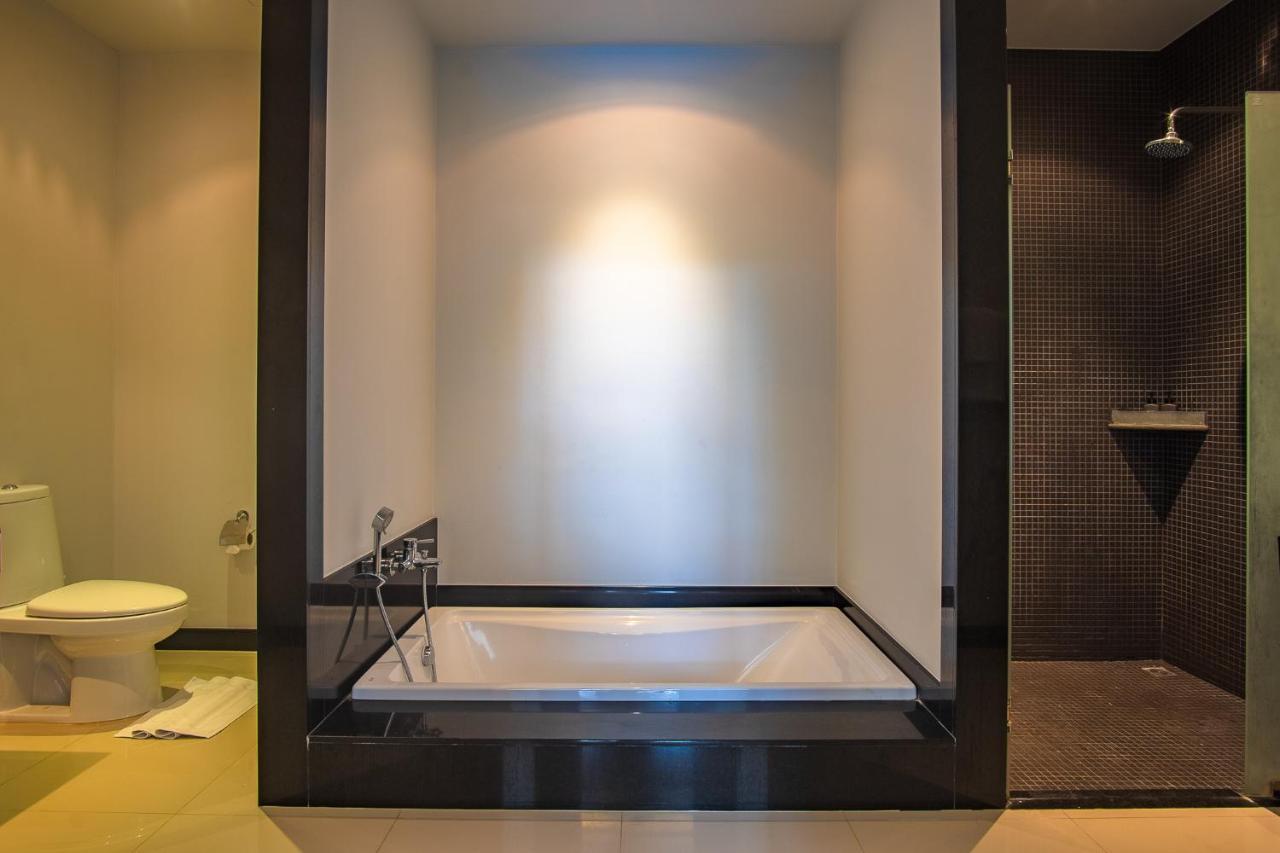 One Bedroom Onyx Villa Nai Harn Eksteriør billede